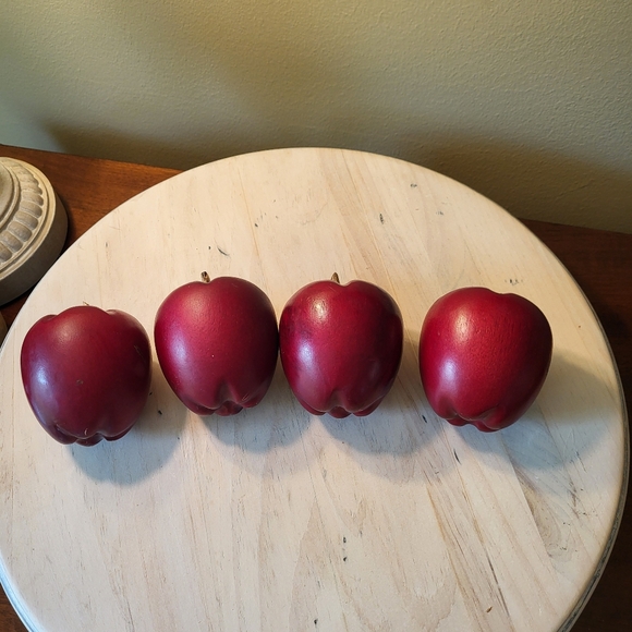 Lot of 8 Vintage Red Wooden Apples Stems Carved Rustic Farmhouse Decor Kitchen - Picture 2 of 9